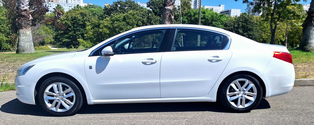 Carro Peugeot 508
