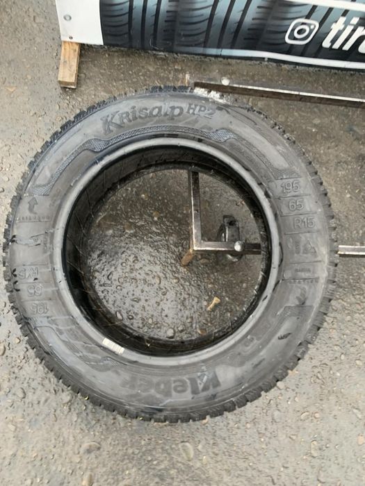 Шини 195/65 R15 Kleber пара  зима 2022 рік 7 мм