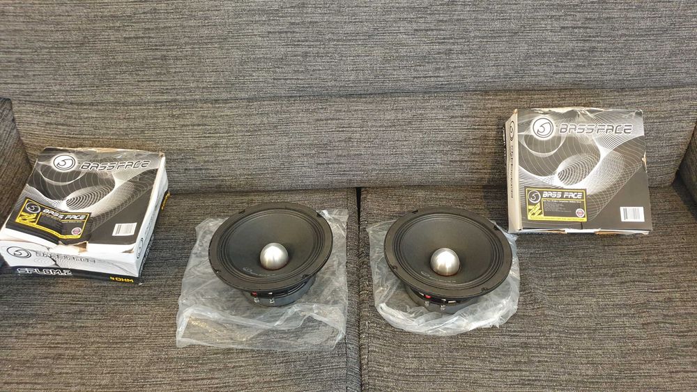 Par de colunas 8 polegadas 250 watts rms mid range