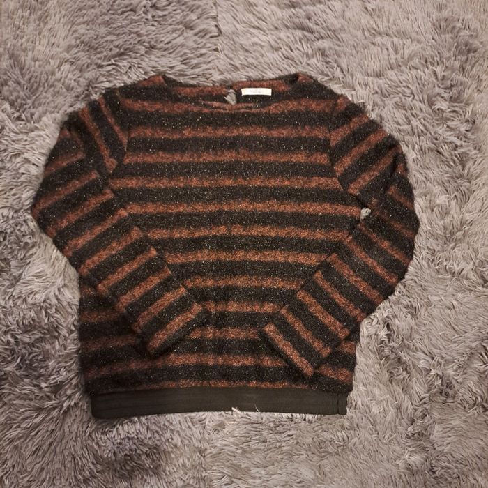 Sweterek marki Malecka w rozmiarze S