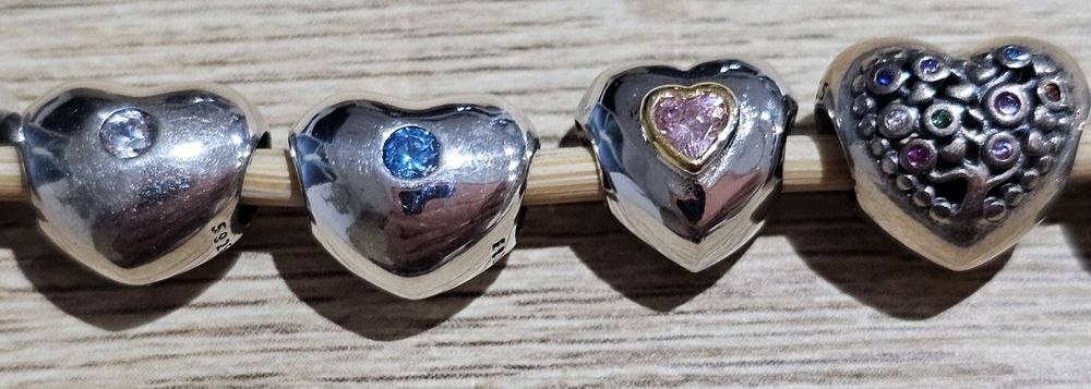 Zawieszka charms srebro s925 serce