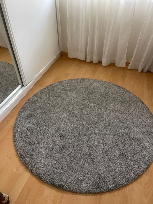 Tapete Ikea cinza