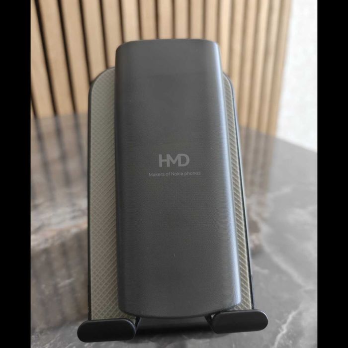 Кнопочний телефон Nokia 105 TA-1557 (Dual SIM) Charcoal