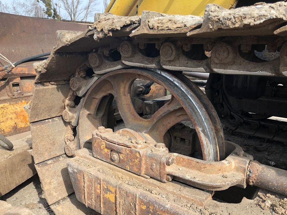 Бульдозер Т 170 у робочому стані