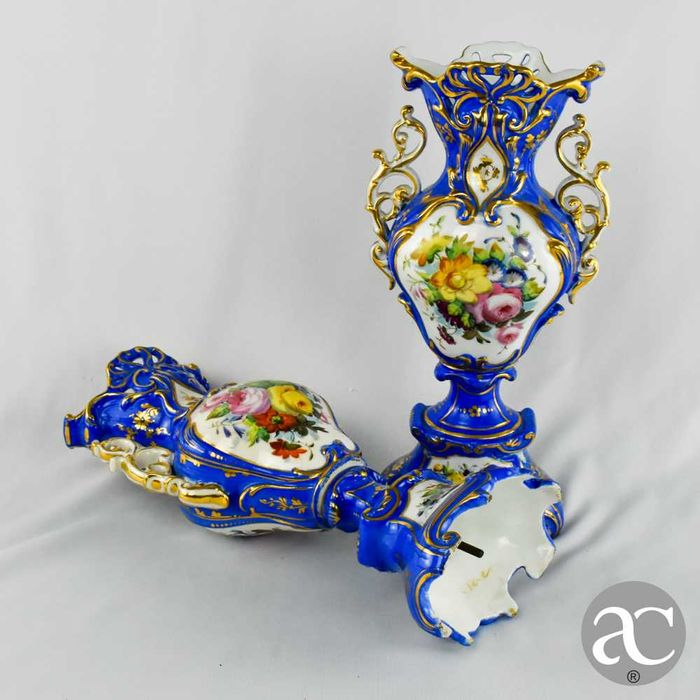 Par de Jarras em porcelana Vieux Paris, séc. XIX