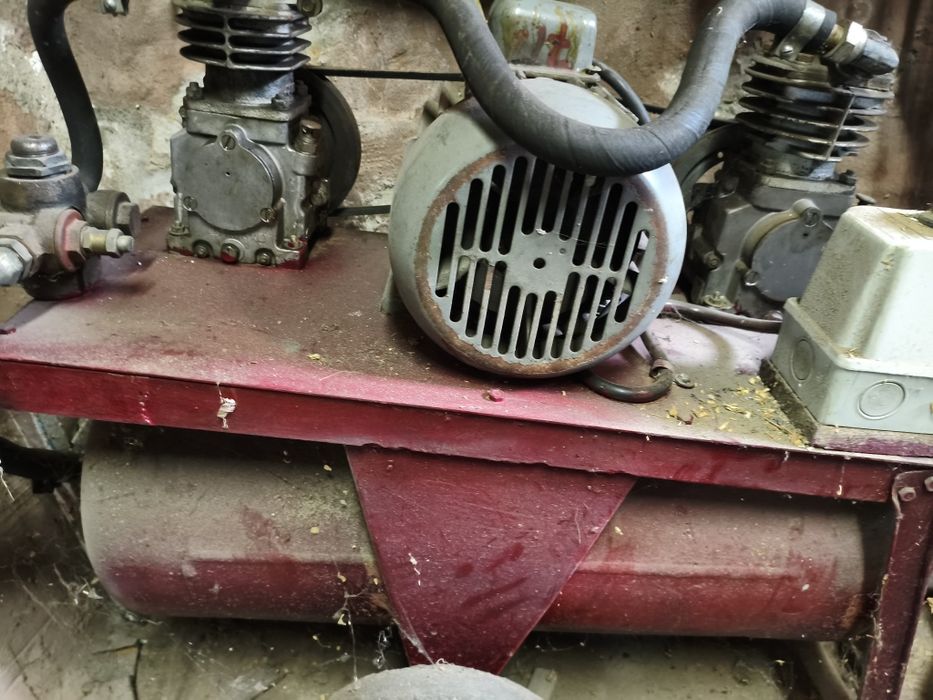 Sprężarka, dwa kompresory