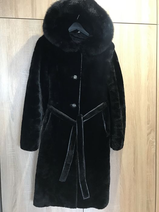 Шуба мутон натуральна 44р
