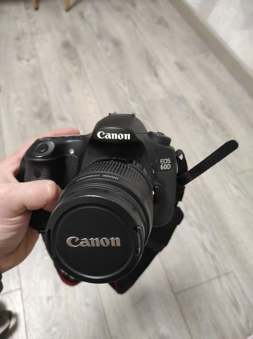 Фотоапарат  Canon EOS 60D