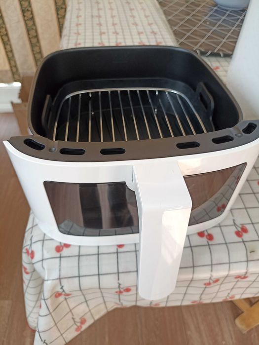 Air frye  ( fritadeira ar quente sem óleo )