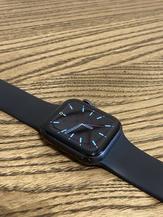 Apple Watch 6 на 40mm
