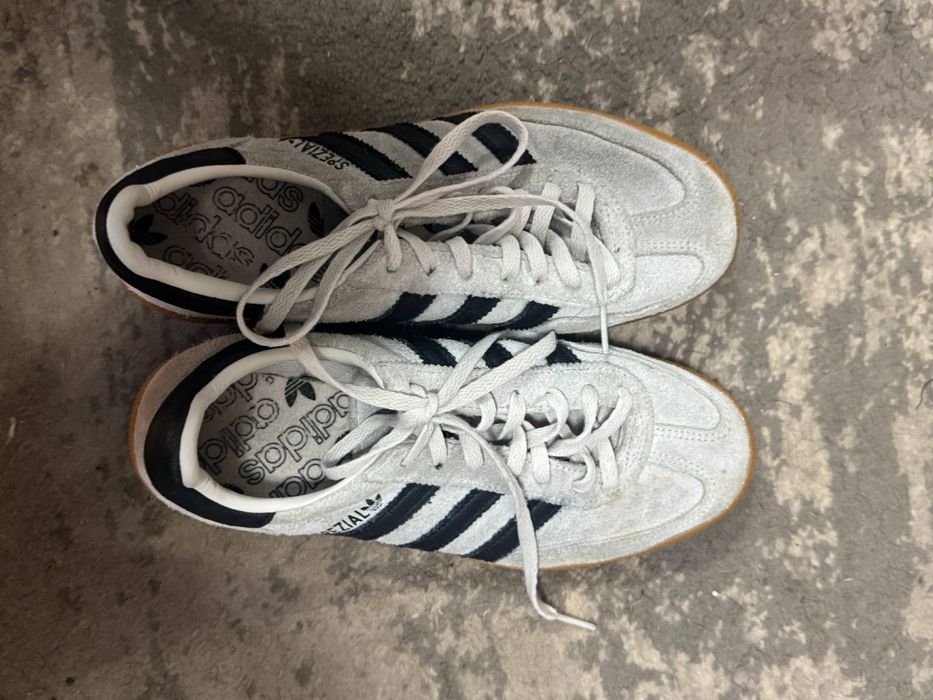 Кросівки adidas spezial