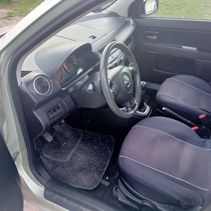 Sprzedam Mazda 2