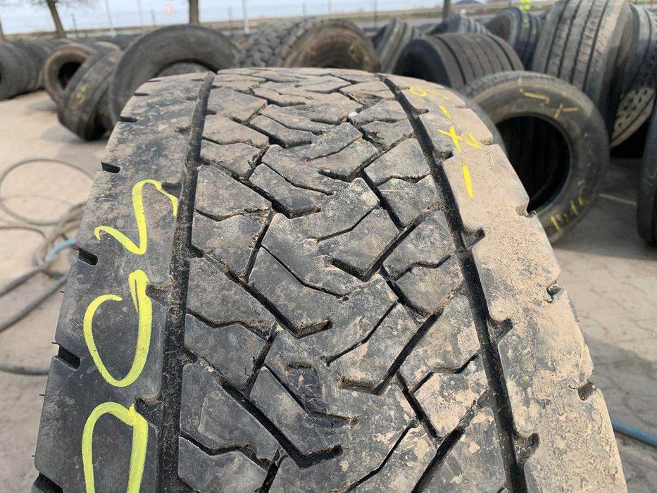 Opona używana ciężarowa napędowa 295/60R22.5 GOODYEAR KMAX D A / 6-7mm