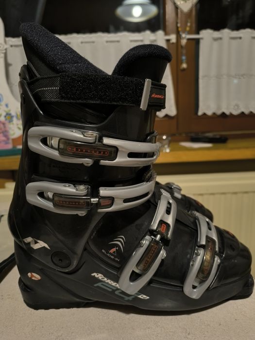 Buty narciarskie Nordica rozmiar 40 plus torba.