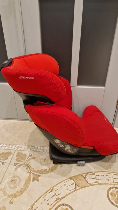 Автокрісла дитячі Maxi-Cosi RodiFix  (2 шт)