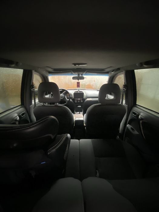 Toyota rav 4 2000 рік 2.0 бензин атомат