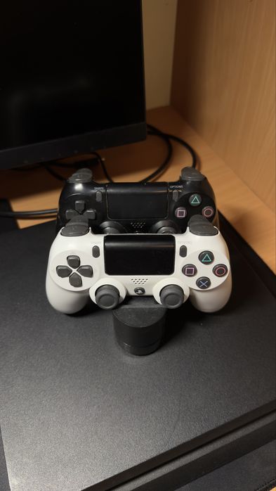 Playstation 4 Slim 1TB