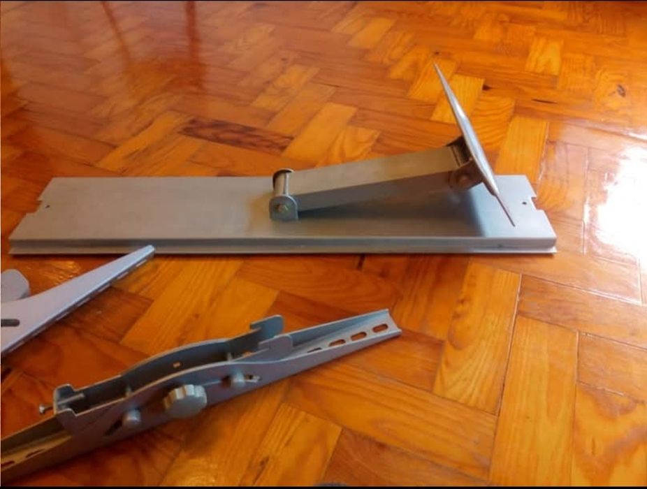 Suporte de parede para televisão