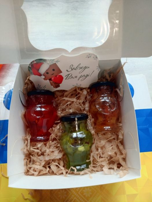 Варенье из молодых зеленых сосновых шишек.Варення з молодих шишок