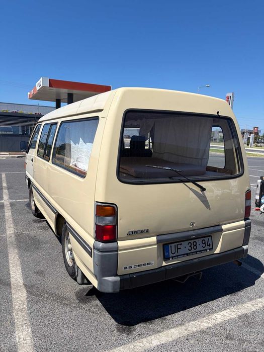 Mitsubishi L300 2.5 Diesel LONGA – 9 Lugares – Camper