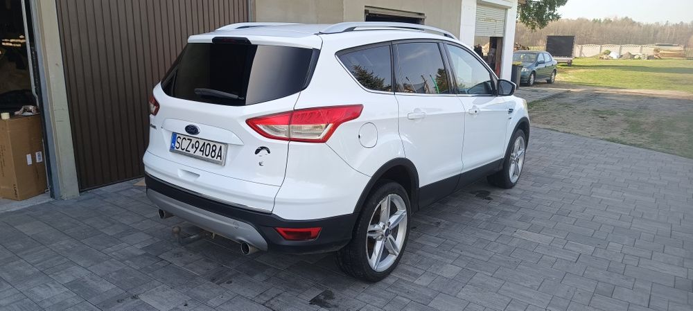 Ford Kuga 4X4  Titanium 2,0 Tdci 163KM Xenon full LED