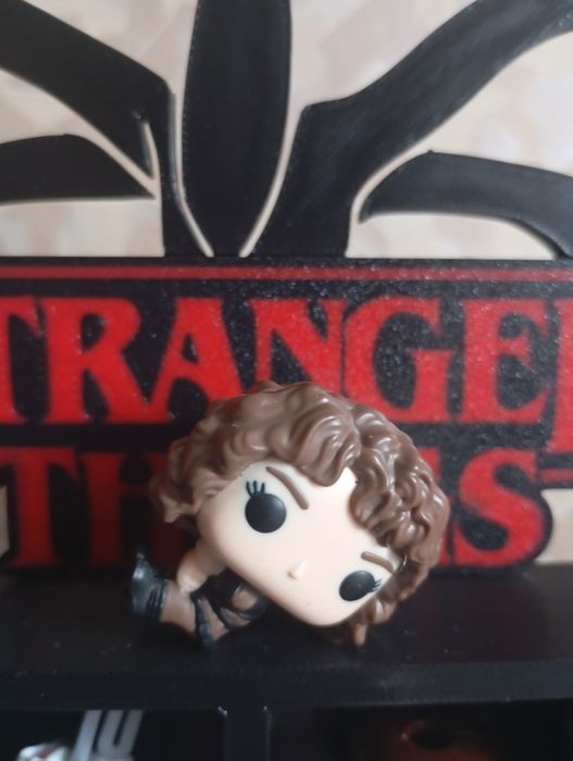 Обміняю фігурки кіндер дивні дива