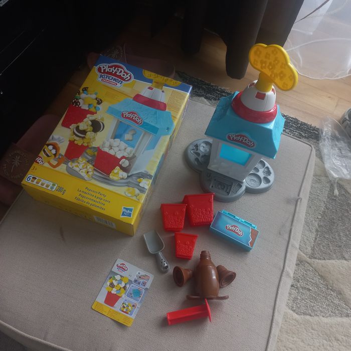 Play doh popcorn party