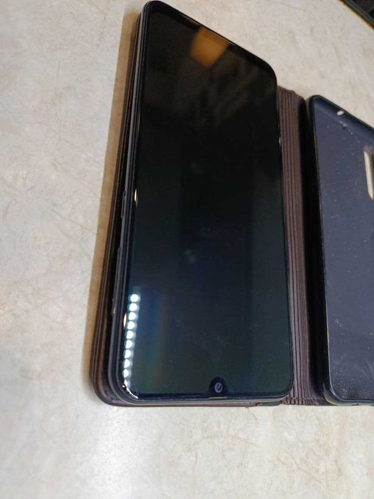 Смартфон Samsung A50