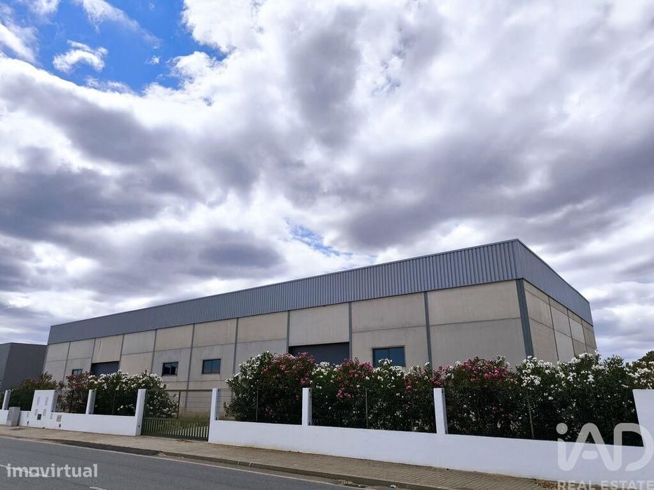 Hangar em Arcos de 1000,00 m2