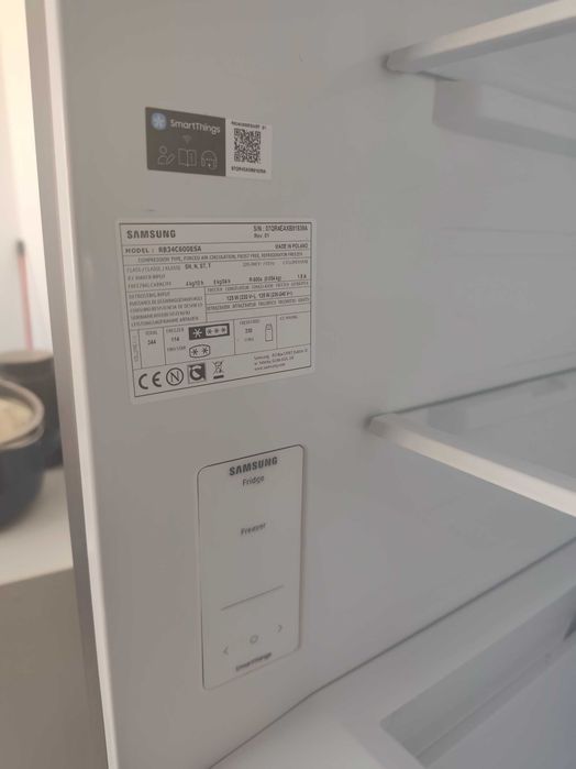 Frigorífico combinado SAMSUNG 344 LT