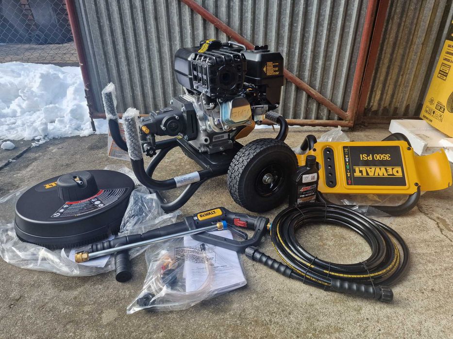 Kercher DeWalt spalinowy 3500 psi