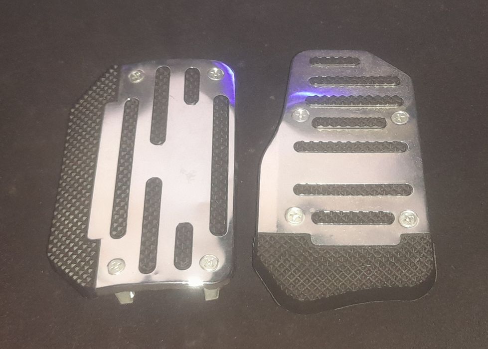 Накладки на педали