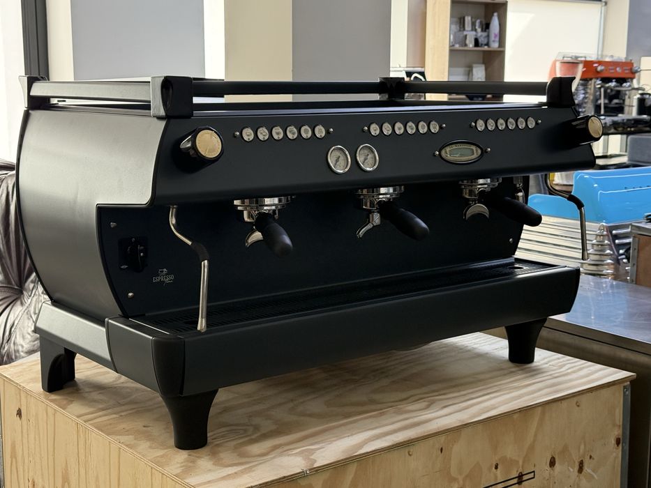 Кавоварка професійна La Marzocco GB5