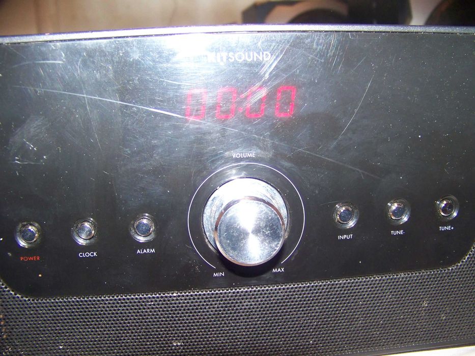 boom dock para ipod ou auxiliar externo - tem rádio