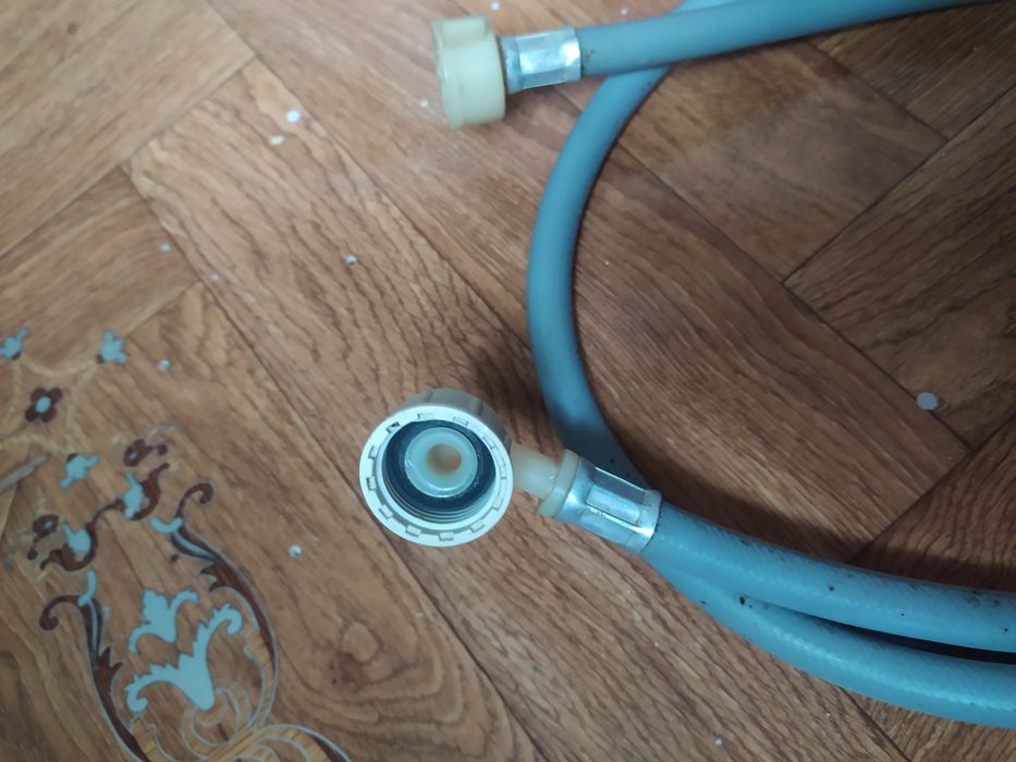 Детали и шланг к стиральной машине Whirlpool AWE 6415/1