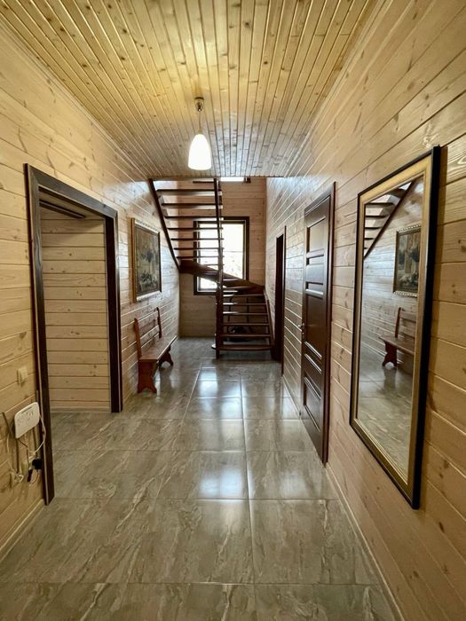 Оренда в Карпатах Котеджів .ВІЛЬНО НА НОВОРІЧНІ.Басейн, чани, сауна.