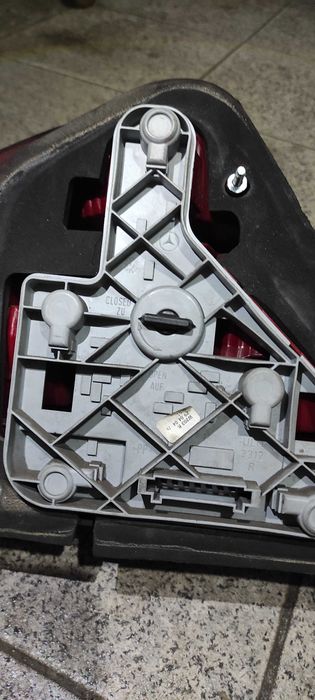 Farol Traseiro para Mercedes Classe C Sedan W203