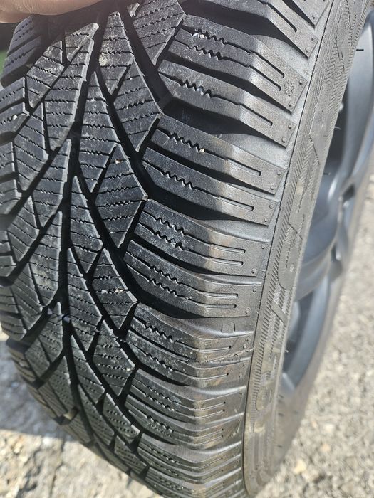 Felgi z oponami zimowymi