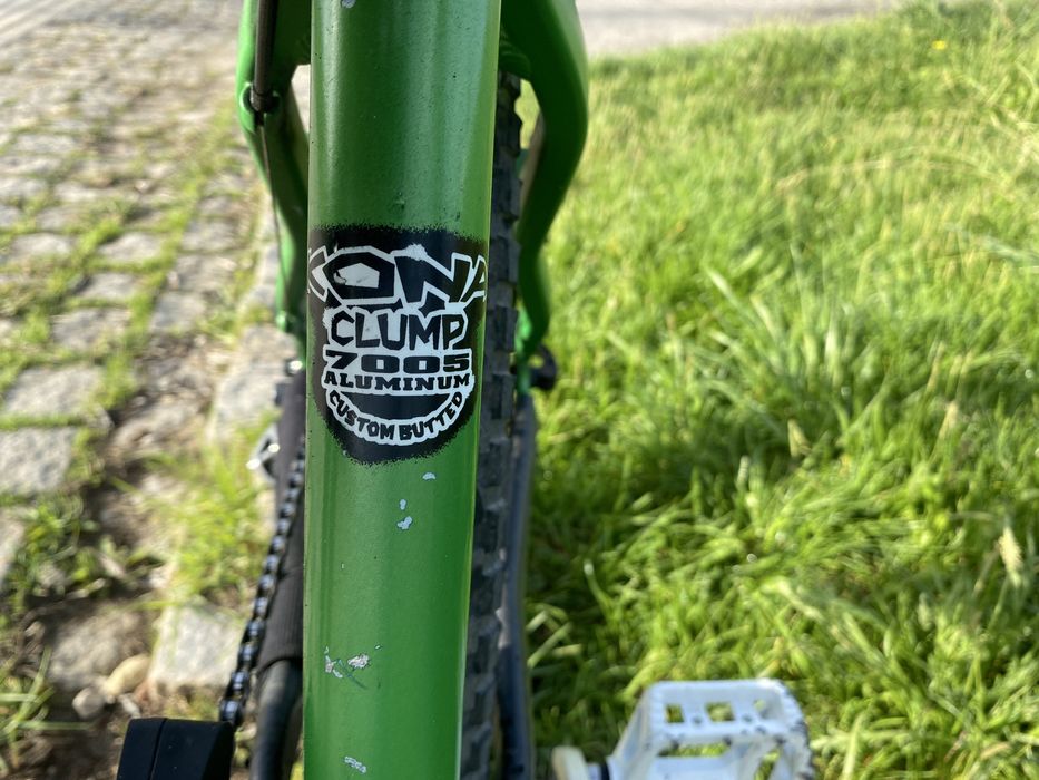 Bicicleta kona stuff dirt