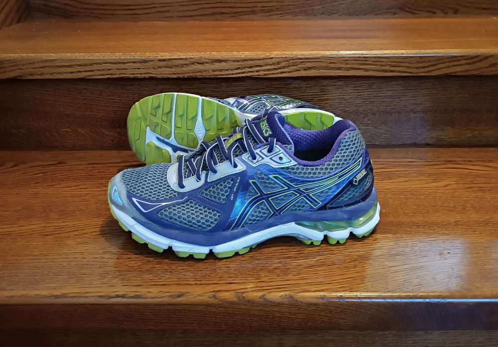Buty Asics GT-2000 Gore-Tex Do Biegania Sportowe Funkcjonalne r. 37.5