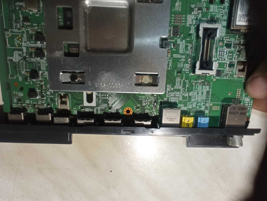 шасси BN41-02635ABN94-12798L .
  от  Samsung UE49NU7102