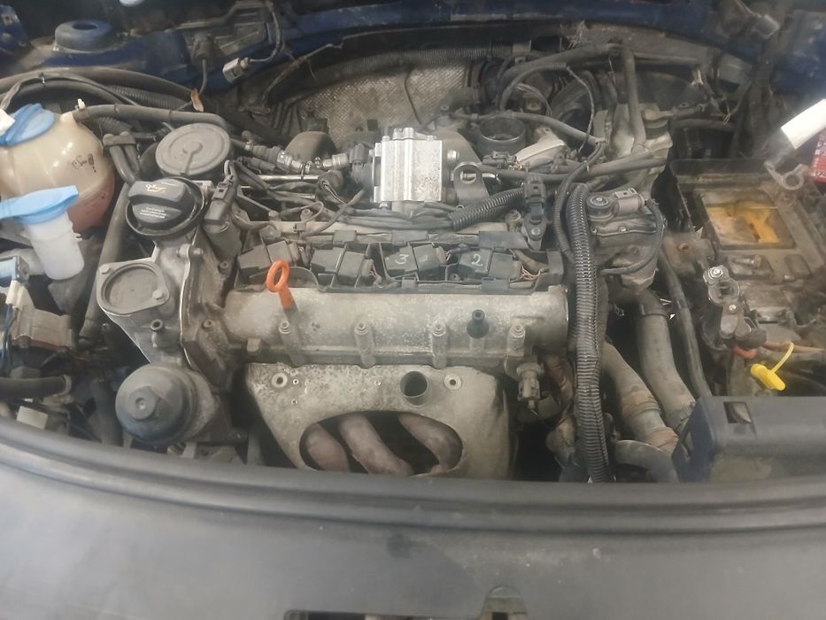 Silnik 1.6 fsi BLF touran czesci