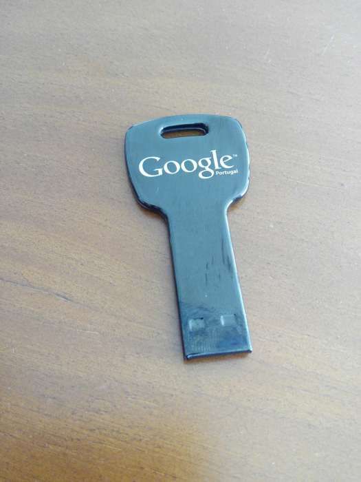 Pen USB 4GB Google (tipo chave)64585803899649121