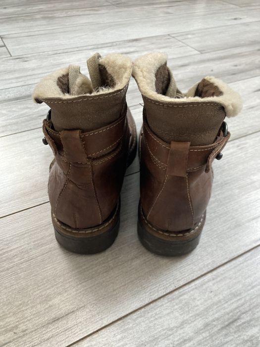 Ciepłe trzewiki skórzane z kożuchem rozmiar 36