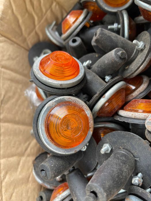 повторитель на крыло волга ваз 2101.24