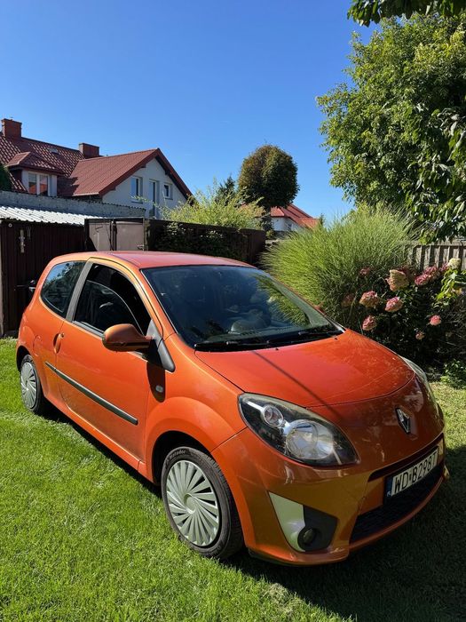 Renault Twingo Auto idealne do miasta dla młodej osoby. Nowe opony całoroczne
