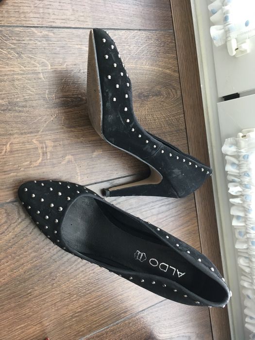 Sapatos Aldo e outros