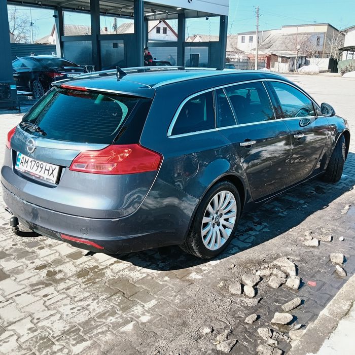 Opel insignia sport tourer