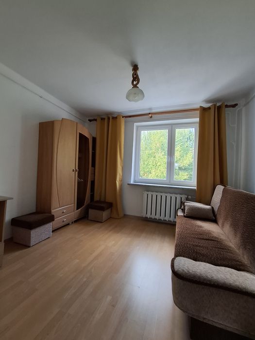 Dwa jednoosobowe pokoje do wynajęcia na czubach dla studentek