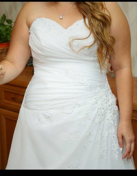 Suknia ślubna rozmiar 44 + welon